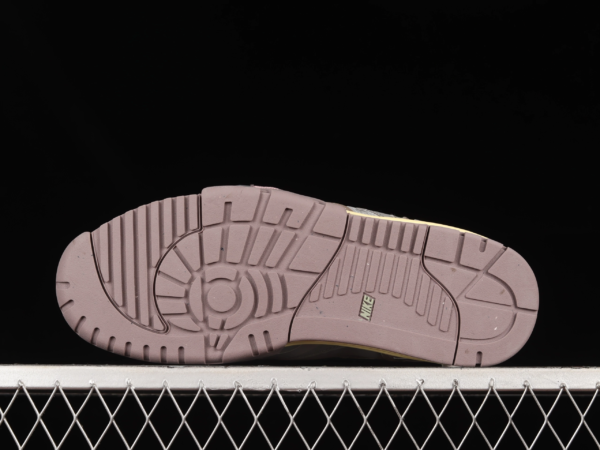 FF6A8D43-FA93-414D-8EAB-9AF4F2308C9F