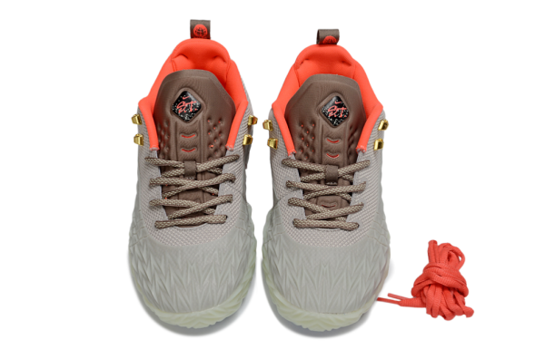 Nike ST Charge Grey Red купить в-time2win.ru